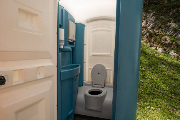 Best Sanitation services for porta potties  in Oriole Beach, FL