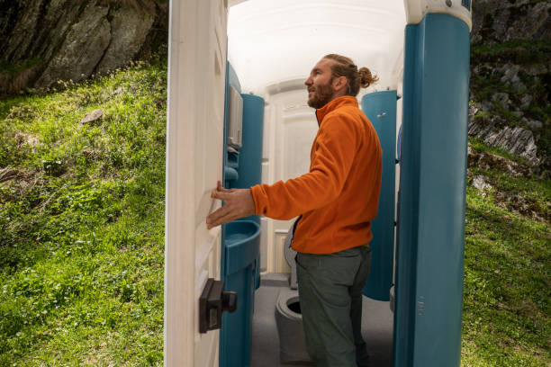 Portable bathroom rental in Oriole Beach, FL